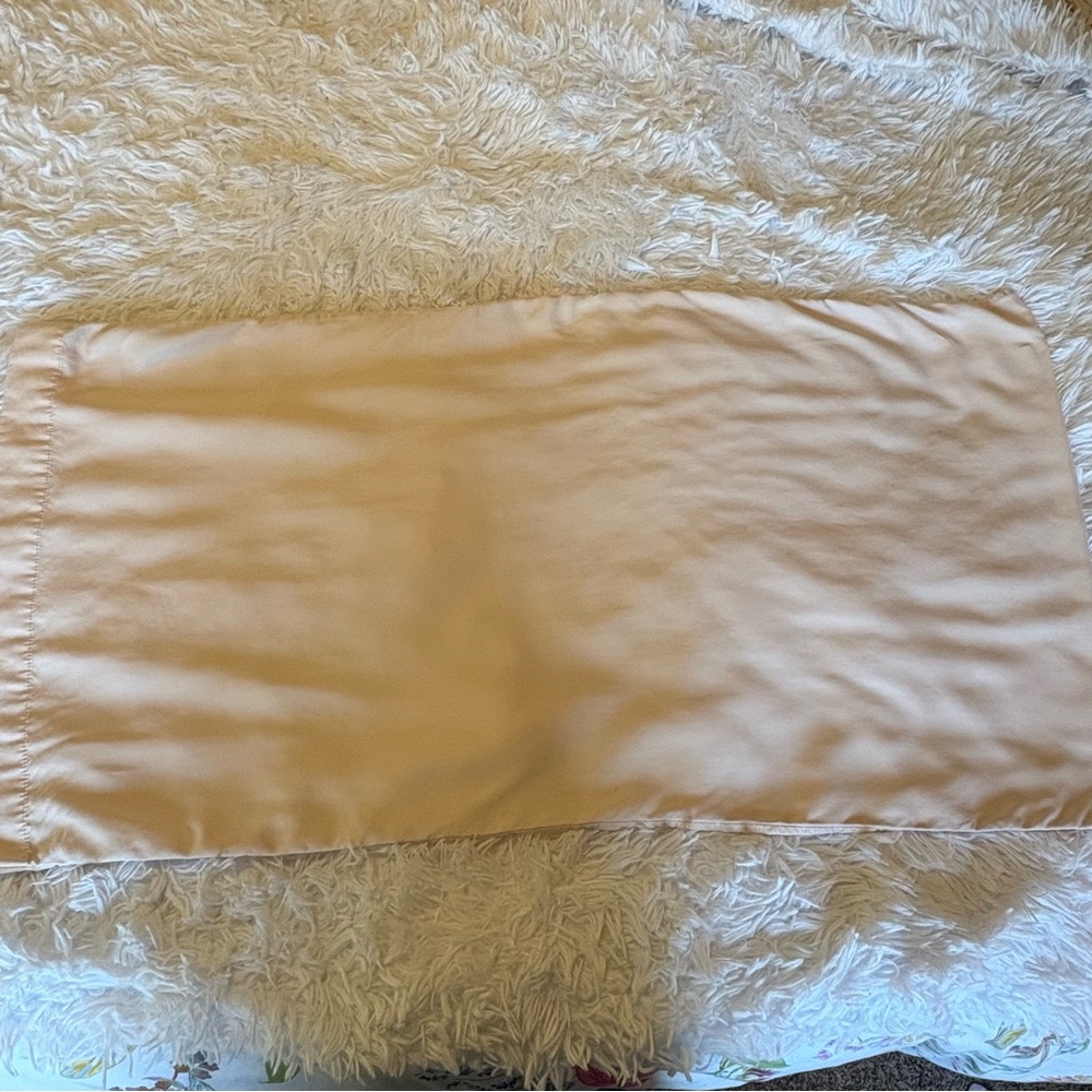 West Elm Silky Tencel Sheets King Pillowcase in Blush Pink - Picture 2 of 5